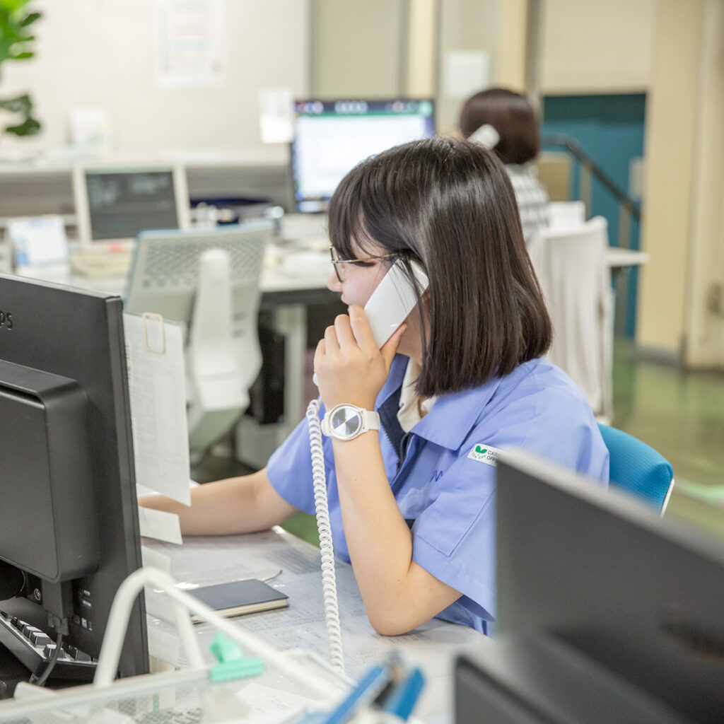 多くのお客様と関われる面白さ。専門知識ゼロから、新規開拓を任される営業へ。